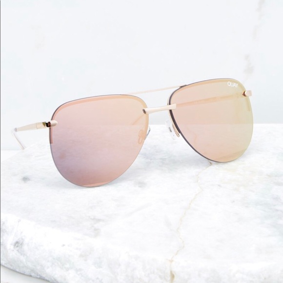 Quay Australia Accessories - Quay Australia Gold/Pink LaPlaya Sunglasses w/Case